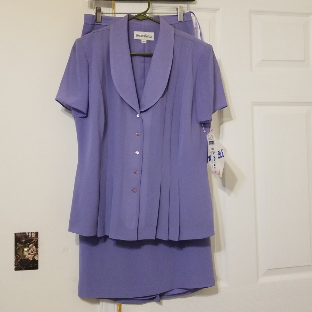 $5 ITEM. Lavender maxi skirt and top